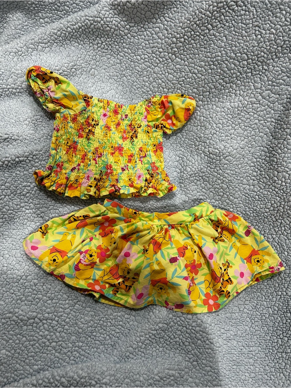 Disney Baby Winnie the Pooh Yellow Multicolor Matching Set